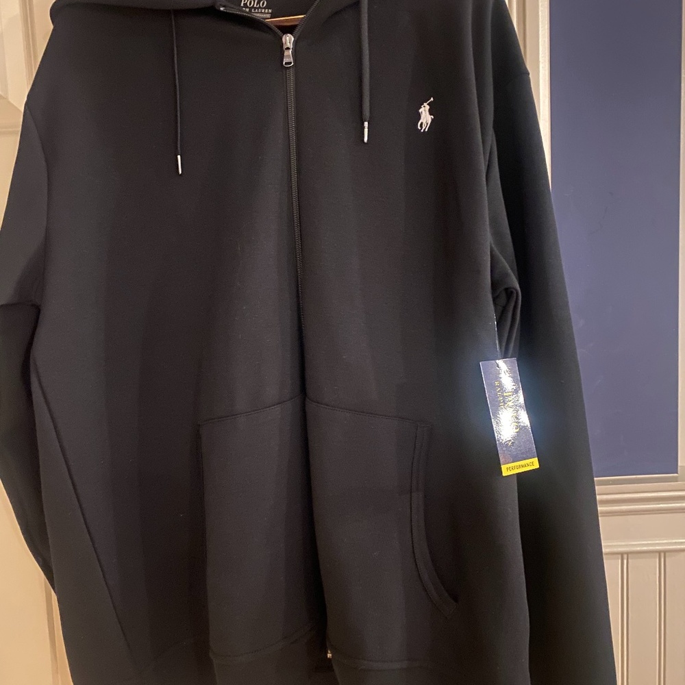 Hooded full zip